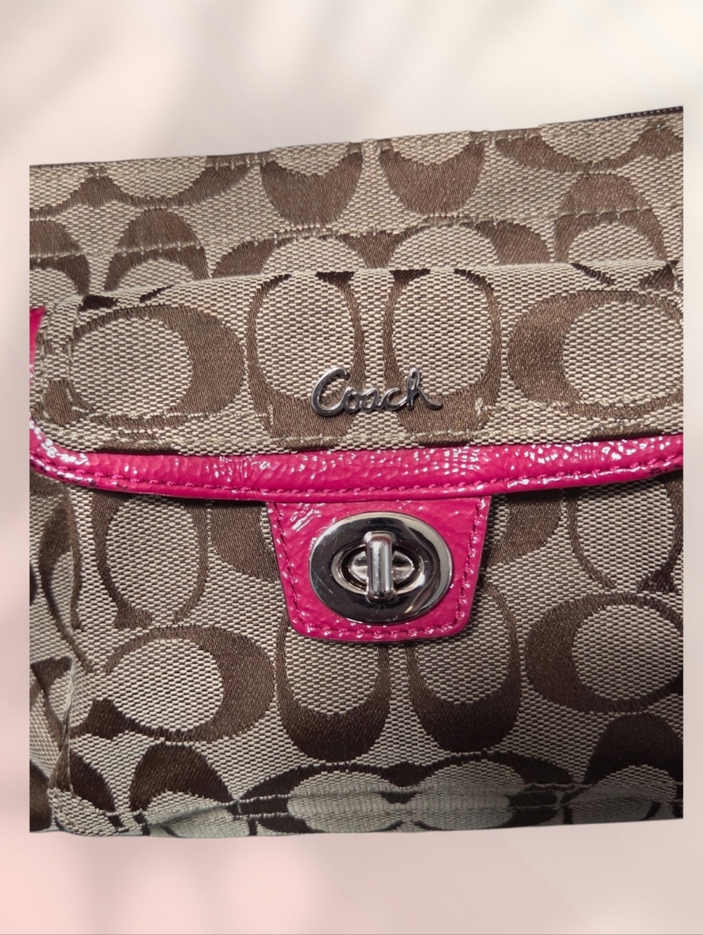 Coach Crossbody- Pink- Vintage - Picture 6 of 7